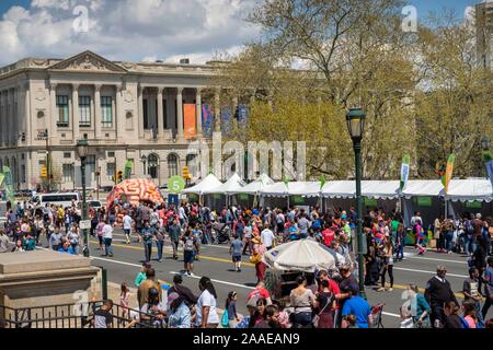 Philadelphia Science Festival auf dem Ben Franklin Allee vor dem Frankin Institut, Philadelphia, Pennsylvania, USA Stockfoto