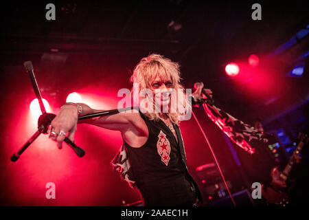 Oslo, Norwegen. 22., Oktober 2019. Die finnische Rock Musiker und Glam Rock Sänger Michael Monroe führt bei John Dee in Oslo leben. (Foto: Gonzales Foto - Terje Dokken). Stockfoto