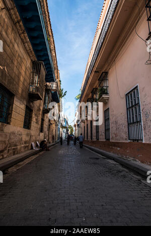 Empedrado Straße, in der Bodeguita del Medio liegt Stockfoto