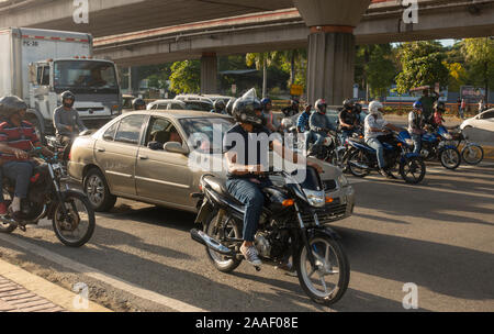 Autobahn Verkehr Santo Domingo Dominikanische Republik Stockfotografie Alamy