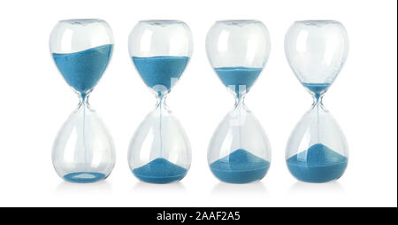 Sanduhr isoliert auf weißem Hintergrund mit Beschneidungspfad Stockfoto