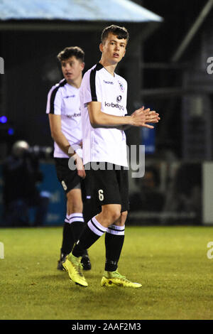 Saison 2019/2020 Cinderford Gloucester UK. Issac Hatcher spielen für cinderford an Supermarine Fußball-Verein in der Liga Cup Spiel Stockfoto