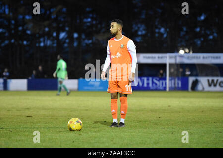 Supermarine fc Vs Hendon fc im Stadion webbwoods Swindon Wilts UK. Issac Gulliford die für Hendon Fc bei Swindon Supermarine Football Club spielt Stockfoto