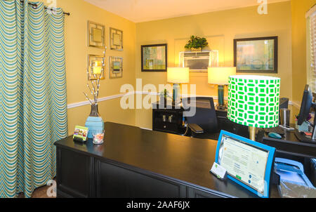 Das Büro ist dargestellt im Four Seasons Apartments, Nov. 24, 2015 in Mobile, Alabama. Der Apartment Komplex ist von Sealy Verwaltungsgesellschaft verwaltet. Stockfoto
