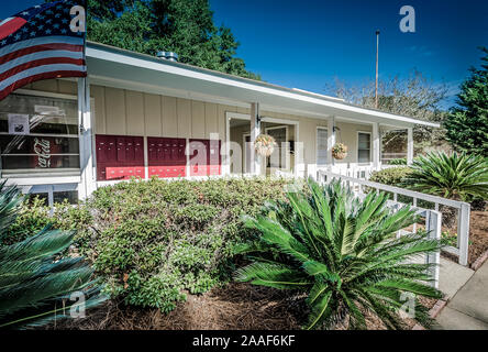 Das Büro im Four Seasons Apartments ist dargestellt in Mobile, Alabama. Der Apartment Komplex ist von Sealy Verwaltungsgesellschaft verwaltet. Stockfoto