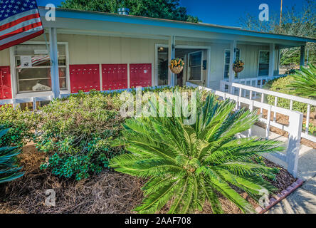 Das Büro im Four Seasons Apartments ist dargestellt in Mobile, Alabama. Der Apartment Komplex ist von Sealy Verwaltungsgesellschaft verwaltet. Stockfoto