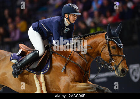 Prag, Tschechische Republik. 22 Nov, 2019. Jane Richard Philips, Haarschneider Du Haut Du Roy während GCL Super Cup Viertelfinale während der longines Global Champions Endspiele 2019 in Prag in der Tschechischen Republik. Credit: Slavek Ruta/ZUMA Draht/Alamy leben Nachrichten Stockfoto