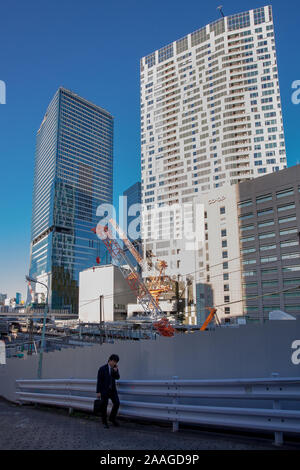 Shibuya Stream und Shibuya Scramble Square Türmen in Tokio, Japan. Stockfoto