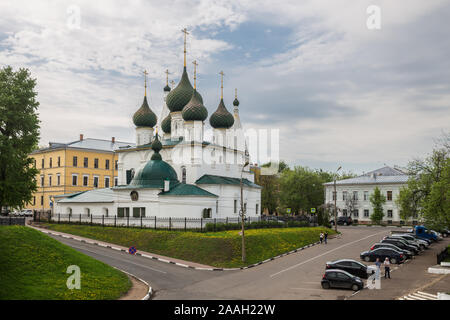 Jaroslawl, Russland - 13. MAI 2019: Kirche der Verklärung des Erlösers auf die Stadt im Jahre 1672 erbaut. Stockfoto