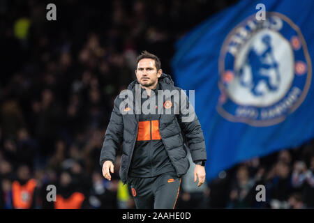 LONDON, ENGLAND - 05. NOVEMBER: Manager Frank Lampard von Chelsea FC Reaktion während der UEFA Champions League Gruppe H Match zwischen dem FC Chelsea und dem AFC Stockfoto