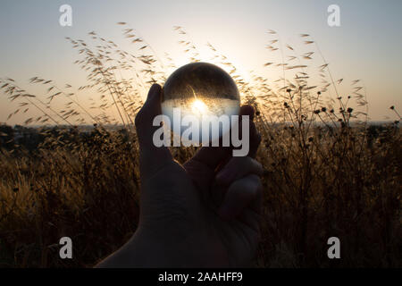 Die Schönheit des Sonnenuntergangs in die fantastische Aussicht und Landschaft und die Farben des Himmels in diesem entspannenden Moment macht Stockfoto