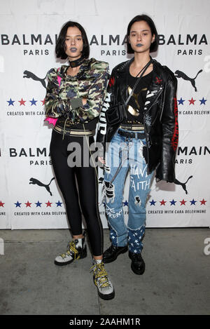 Los Angeles, Ca. Nov, 2019 21. Bloom Zwillinge, Sonia Kuprienko, Anna Kuprienko, an der Puma x Balmain Collaboration Launch bei Milch Studios in Los Angeles, Kalifornien am 21. November 2019. Credit: Faye Sadou/Medien Punch/Alamy leben Nachrichten Stockfoto