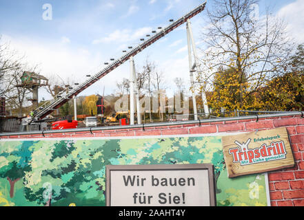 Cleebronn, Deutschland. 22 Nov, 2019. Der Freizeitpark Tripsdrill bei einer Pressekonferenz den ersten Eindruck, den Bau von zwei neuen Achterbahnen, die Hals über Kopf die Namen 'haben' und 'Volldampf' zeigt. Credit: Christoph Schmidt/dpa/Alamy leben Nachrichten Stockfoto