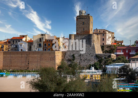 Teleaufnahme vom Strand der Stadt Termoli Molise Stockfoto