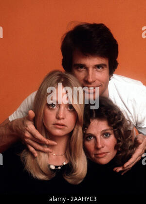 WARREN BEATTY, Julie Christie und Goldie Hawn in Shampoo (1975), unter der Regie von Hal Ashby. Quelle: Columbia Pictures/Album Stockfoto