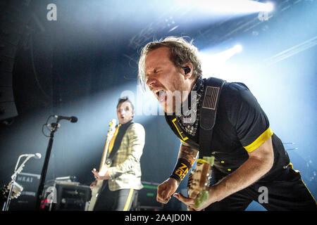 Oslo, Norwegen. 17., November 2019. Die amerikanische Hard Rock Band Shinedown führt ein Live Konzert in Sentrum Scene in Oslo. Hier Gitarrist Zach Myers ist live auf der Bühne gesehen. (Foto: Gonzales Foto - Terje Dokken). Stockfoto