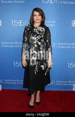 NEW YORK, NY-NOVEMBER: Tina Fey im Amerikanischen Museum der Naturgeschichte, Museum 2019 Gala im Amerikanischen Museum für Naturgeschichte in New York City am 21. November 2019. Credit: RW/MediaPunch Stockfoto