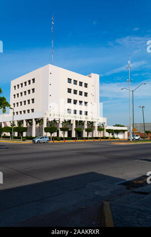 Culiacan, Sinaloa, Mexiko - 05 November 2019: Bau der Generalstaatsanwalt des Bundesstaates Sinaloa, Ort, wo Schüsse durch Erfassung von Ovid begann Stockfoto