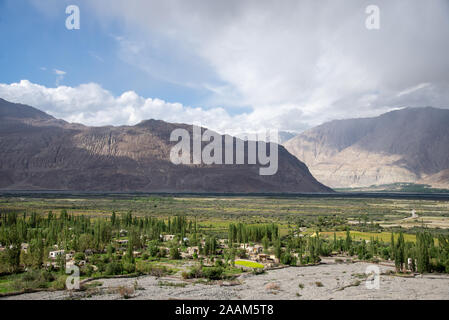 Blick auf den Himalaya in Ladakh, Nordindien Stockfoto