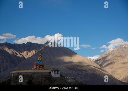 Diskit Kloster in Nubra Valley, Ladakh, Nordindien Stockfoto