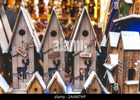 Weihnachtsmarkt 2019 in der Nähe von Town Hall auf Albert Square in Manchester, Großbritannien Stockfoto