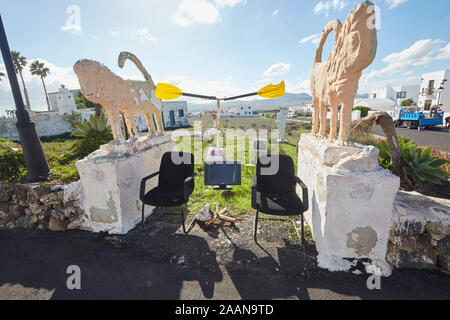 Garten kunst Statuen, dunklen Punkt der Horror moderne Kunst, Villa de Teguise, Lanzarote, Spanien Stockfoto