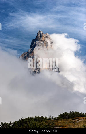 Peak genannt Cimon della Pala (3186 m), Pale di San Martino, Dolomiten in den italienischen Alpen, UNESCO-Weltkulturerbe im Trentino Alto Adige, Italien Stockfoto