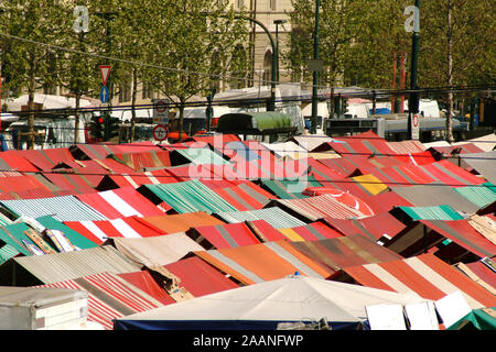 Turin, Piemont, Italien Porta Palazzo Markt die größte Open-Air-Markt in Europa Stockfoto