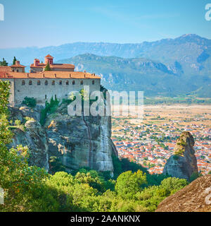 Das Kloster von St. Stephanus in Meteora, Griechenland - Griechisch Sehenswürdigkeiten Stockfoto
