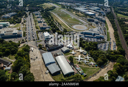 Brooklands Museum aus der Luft Stockfoto