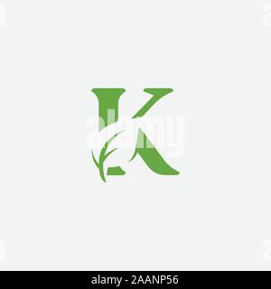 Vector grün Alphabet eco Logo mit Blätter, grün Eco Alphabet Vektorsymbol, erste K mit der Natur Logo Design Inspiration. Stock Vektor