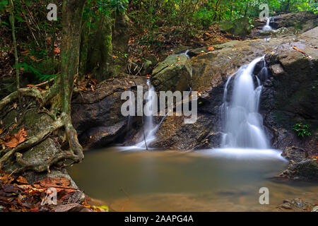 Wasserfall Kaskaden des Patong Beach, Phuket, Thailand Stockfoto