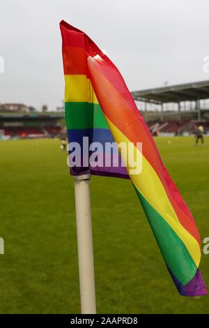 Akademie Stadion, Northampton, Großbritannien. Samstag, 23. November 2019. Sky Bet Liga 2 Übereinstimmung zwischen Northampton Town und Grimsby Town an der PTS Akademie Stadion, Northampton am Samstag, 23. November 2019. (Credit: John cripps | MI Nachrichten) das Fotografieren dürfen nur für Zeitung und/oder Zeitschrift redaktionelle Zwecke verwendet werden, eine Lizenz für die gewerbliche Nutzung Kreditkarte erforderlich: MI Nachrichten & Sport/Alamy leben Nachrichten Stockfoto