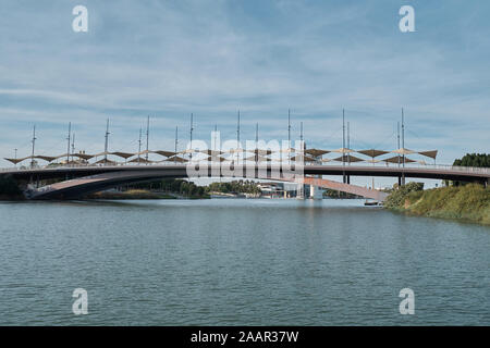 Puente Cristo de la Expiración - Puente del Cachorro. Sevilla, Andalusa, Spanien. Stockfoto