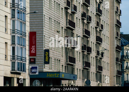 Reims Frankreich November 22, 2019 Blick auf ein Gebäude in Reims am Nachmittag entfernt Stockfoto