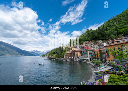 Schöne Landschaft in Varenna - Comer See in Italien Stockfoto