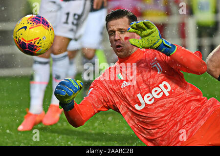 Bergamo, Italien. 23 Nov, 2019. szczesny bei Juventus Turin Atalanta vs Juventus Turin, der italienischen Fußball-Serie-A Männer Meisterschaft in Bergamo, Italien, 23. November 2019 Credit: Unabhängige Fotoagentur/Alamy leben Nachrichten Stockfoto