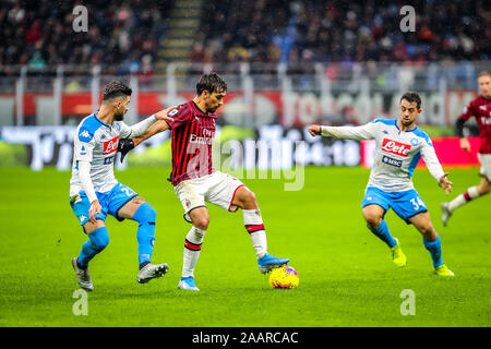 Mailand, Italien. 23 Nov, 2019. Lucas paqueta (ac mailand) in Mailand vs Napoli, italienische Fußball Serie A Männer Meisterschaft in Mailand, Italien, 23. November 2019 - LPS/Fabrizio Carabelli Credit: Fabrizio Carabelli/LPS/ZUMA Draht/Alamy leben Nachrichten Stockfoto