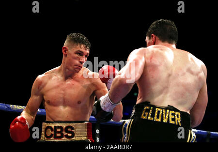 Chris Billam-Smith (links) und Craig Glover während der freien Commonwealth Cruiserweight Titel an die M&S-Bank Arena, Liverpool. Stockfoto