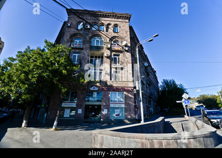 Rosgosstrakh Bank, Jerewan, Armenien Stockfoto