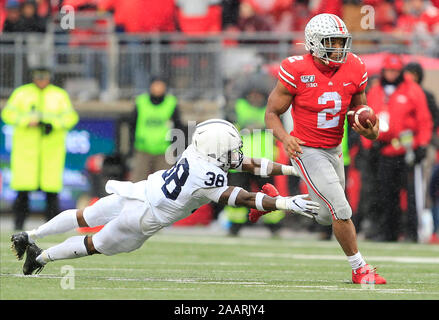 November 23, 2019: Ohio State Buckeyes zurück läuft, J.K. Dobbins (2) während der zweiten Hälfte an den NCAA Football Spiel zwischen der Penn State Nittany Lions & Ohio State Buckeyes am Ohio Stadium in Columbus, Ohio. JP Waldron/Cal Sport Media Stockfoto