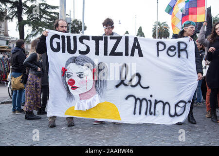 Rom, Italien. 23 Nov, 2019. Nationalen Demonstration in Rom durch nicht Una Di Meno verband anlässlich des Internationalen Tages gegen Gewalt gegen Frauen (Foto von Matteo Nardone/Pacific Press) Quelle: Pacific Press Agency/Alamy leben Nachrichten Stockfoto