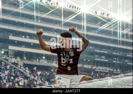 Lima, Peru. 23 Nov, 2019. Bei Flamengo (BRA) vs River Plate (ARG), ein Gleiches gilt für die Copa Libertadores finale, an dem monumentalen Stadion, in der Stadt Lima, Peru, gelegen am Samstag Nachmittag (23). Credit: nayra Halm/FotoArena/Alamy leben Nachrichten Stockfoto