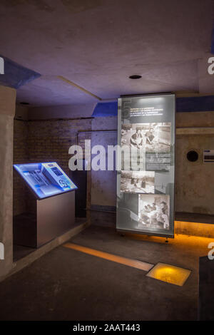 VALENCIA, Spanien - März 9, 2019: anti-aircraft Shelter des Spanischen Bürgerkriegs in der Straße Serranos in Valencia Stockfoto