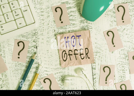 Konzeptionelle Handschrift anzeigen Angebot. Begriff Sinne Produkt oder Programm, zu reduzierten Preisen oder die Sätze schreiben Tools angeboten wird und Gekritzelt Stockfoto