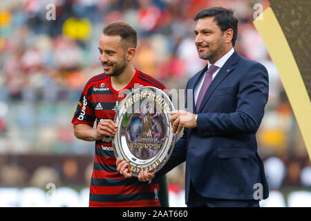 Lima, Peru. 23 Nov, 2019. Everton Ribeiro während der 2019 Copa Libertadores Finale zwischen Flamengo von Brasilien und River Plate in Argentinien im Estadio Monumental 'U' in Lima, Peru am 23. Nov 2019. Credit: SPP Sport Presse Foto. /Alamy leben Nachrichten Stockfoto