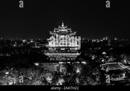 Hangzhou Gott Himmel tempel, nachts beleuchtet historische Architektur Stockfoto