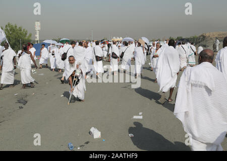 Mekka, Saudi-Arabien, September 2016., Muslime am Berg Arafat (oder Jabal Rahmah) in Saudi-Arabien. Dies ist der Ort, wo Adam und Eva nach der Met Stockfoto