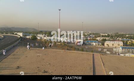 Mekka, Saudi-Arabien, September 2016., Muslime am Berg Arafat (oder Jabal Rahmah) in Saudi-Arabien. Dies ist der Ort, wo Adam und Eva nach der Met Stockfoto