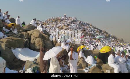 Mekka, Saudi-Arabien, September 2016., Muslime am Berg Arafat (oder Jabal Rahmah) in Saudi-Arabien. Dies ist der Ort, wo Adam und Eva nach der Met Stockfoto